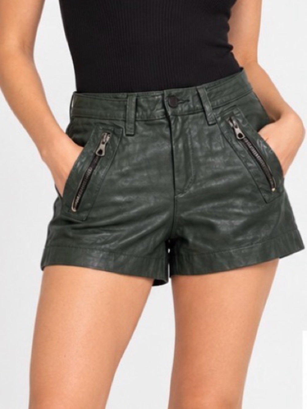 Rag & Bone x Intermix Army Green Leather Zip Pocket Shorts Made in USA Size 27